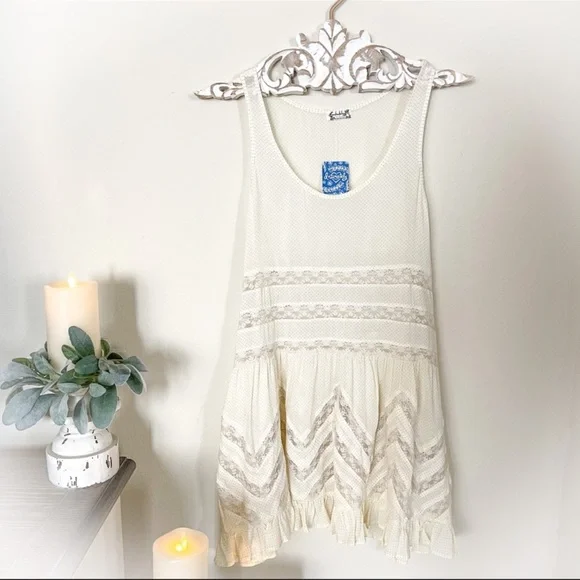 NWT Free People Voile & Lace Trapeze Slip/Dress/Tunic - www.disolcolor.com NWT Free People Voile & Lace Trapeze Slip/Dress/Tunic - www.disolcolor.com
